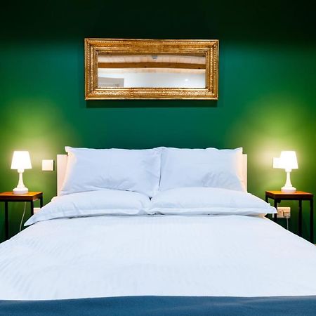Monreal Boutique Townhouse - R024Rm5 Hotel Paola Kültér fotó